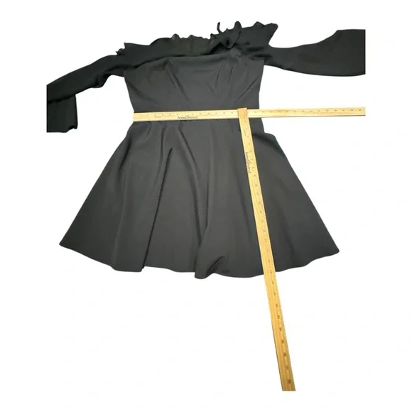 Hell bunny feminine goth dress - Picture 6 of 9